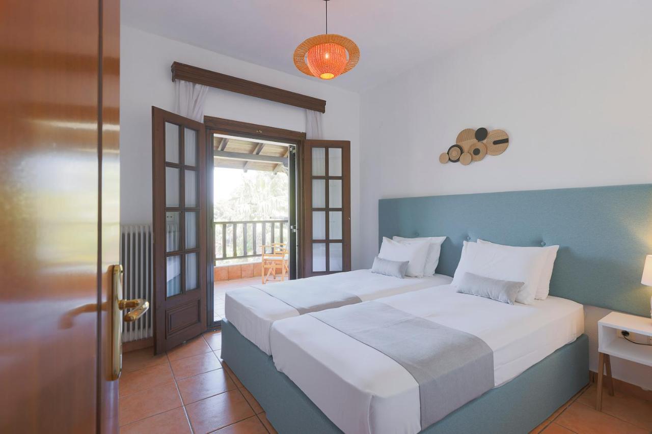 Coconut & Vanilla & Pineapple Pool Apartments #Feelslikehome Kriopigi Exterior foto