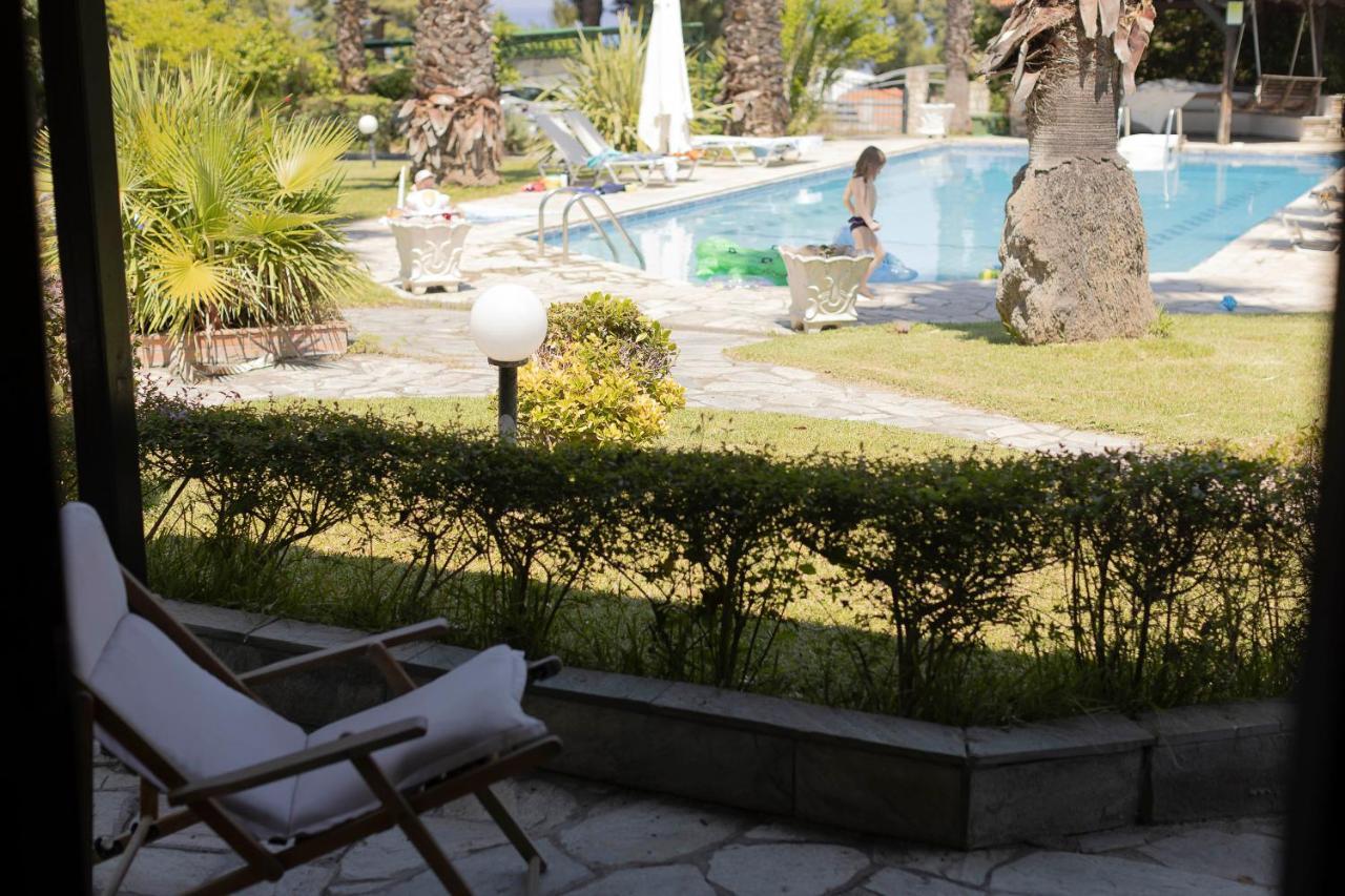 Coconut & Vanilla & Pineapple Pool Apartments #Feelslikehome Kriopigi Exterior foto